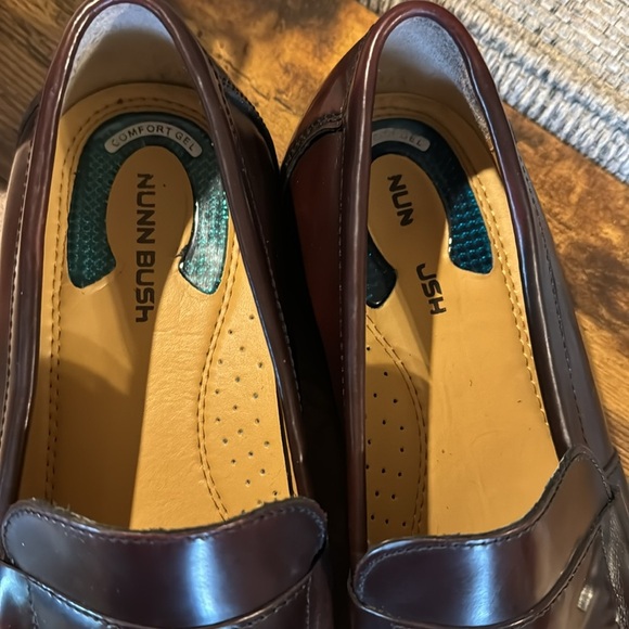 Nunn Bush Kiltie Loafers - Picture 2 of 6